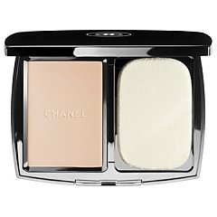 CHANEL Vitalumière Éclat Compact Douceur Lightweight Compact Makeup Radiance Softness and Comfort 1/1